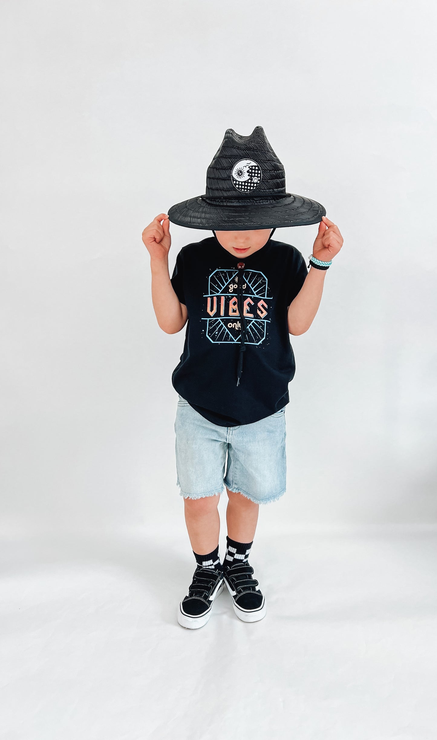Black sands hat