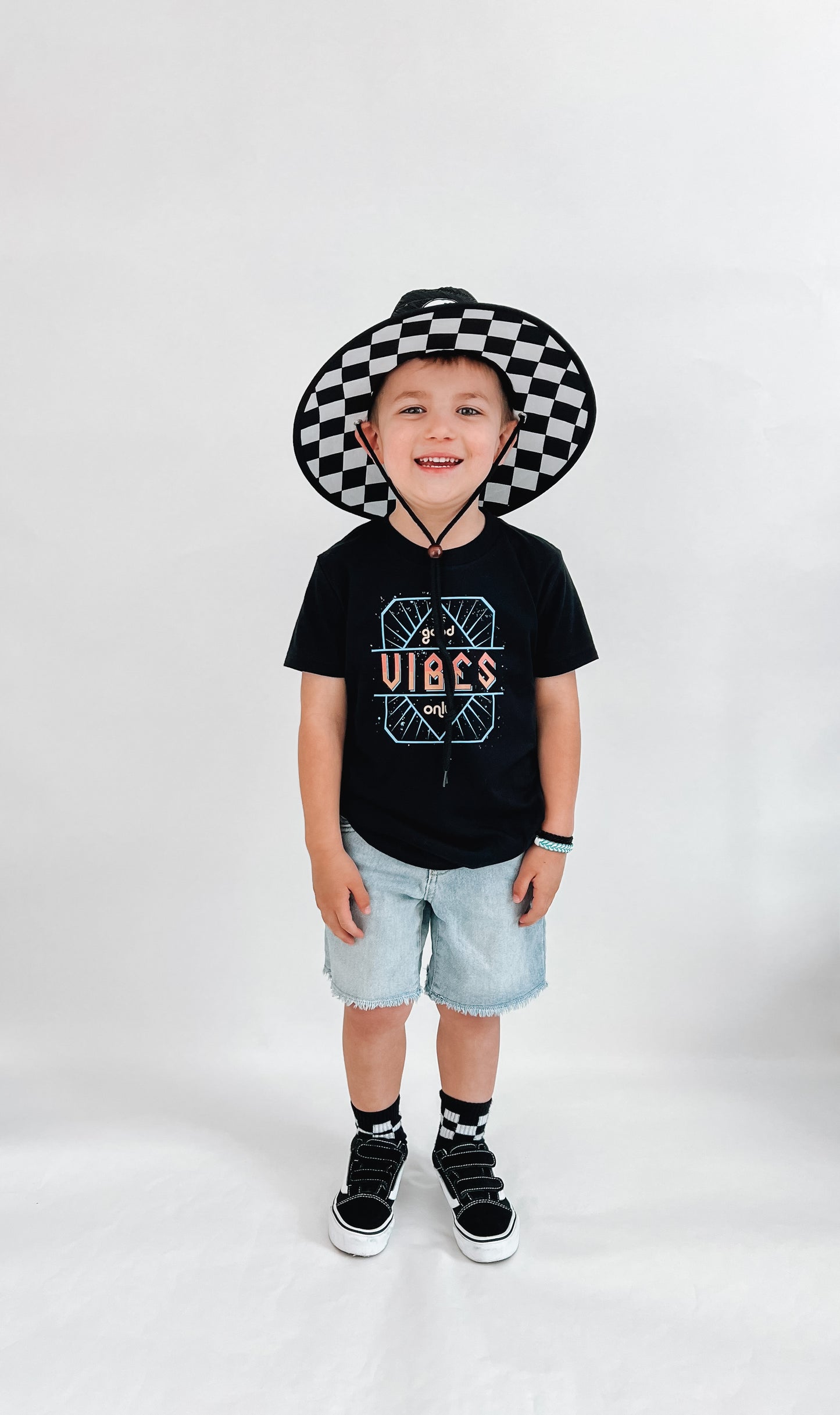 Black sands hat