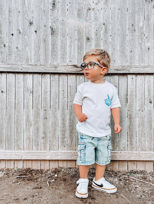 Peace sign flag tee